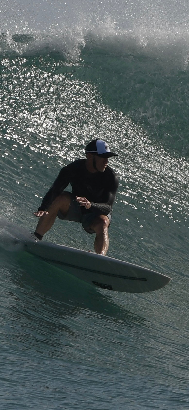 Hot Chilli - Trucker Cap permanent chin strap